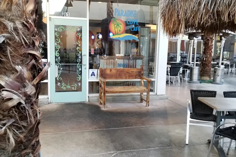 Paradise Cove Café